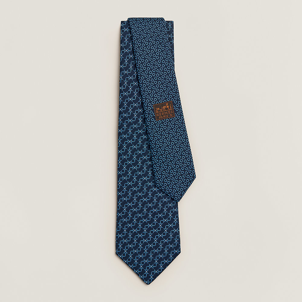 Cravate Hermès Paris 100% Soie - Motif étriers Noir Et Beige - Vintage En Excellent état